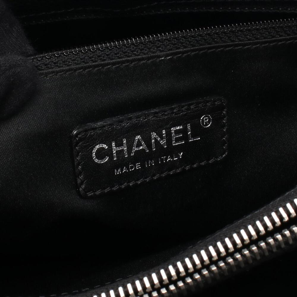 Chanel Matelasse Grand Shopping GST Tote Bag Calfskin Leather Black - Picture 4 of 7